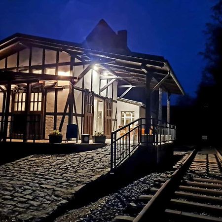 Hotel Museumsbahnhof Ahuette Üxheim Zewnętrze zdjęcie